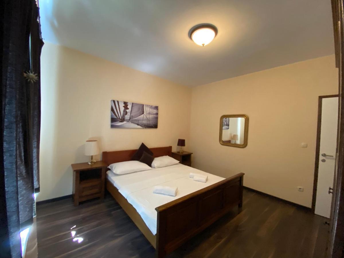 Apartments Villa Lora Kraj  المظهر الخارجي الصورة